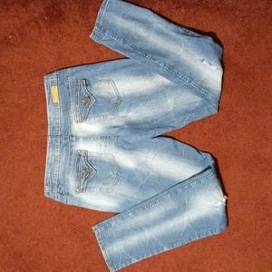 ❤️"Glo" brand. Straight leg jeans. Size 11 Juniors.